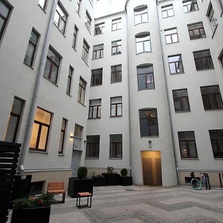 Peaceful Oasis With Air Conditioner Location Apartment