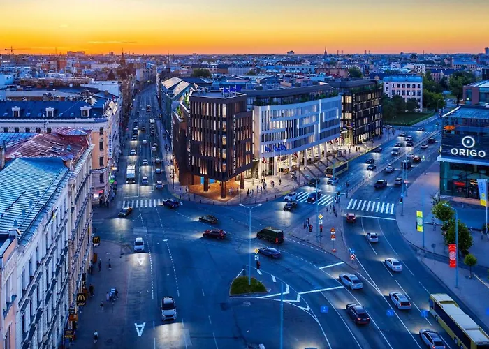 Dzīvoklis Peaceful Oasis Ac, Quiet Yard, Location *