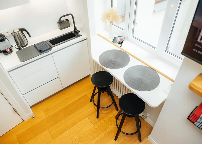 Peaceful Oasis Ac, Quiet Yard, Location Riga