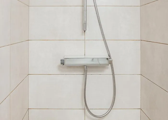 Апартаменты Peaceful Oasis Ac, Quiet Yard, Location *