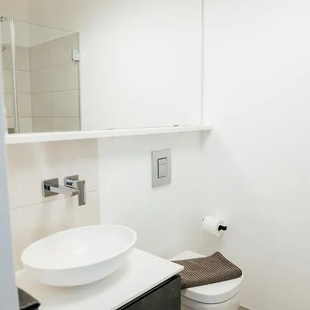 Peaceful Oasis Ac, Quiet Yard, Location *